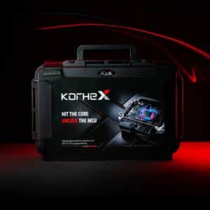 KORHEX de Magicmotorsport en su maletín con máscaras y accesorios